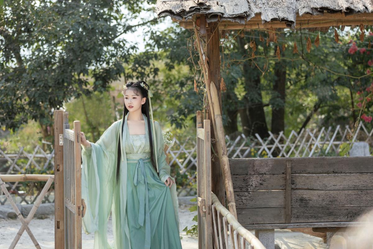 古桥记 – 摄影：秋哒哒– – 模特：酸辣湯兒-艺语图