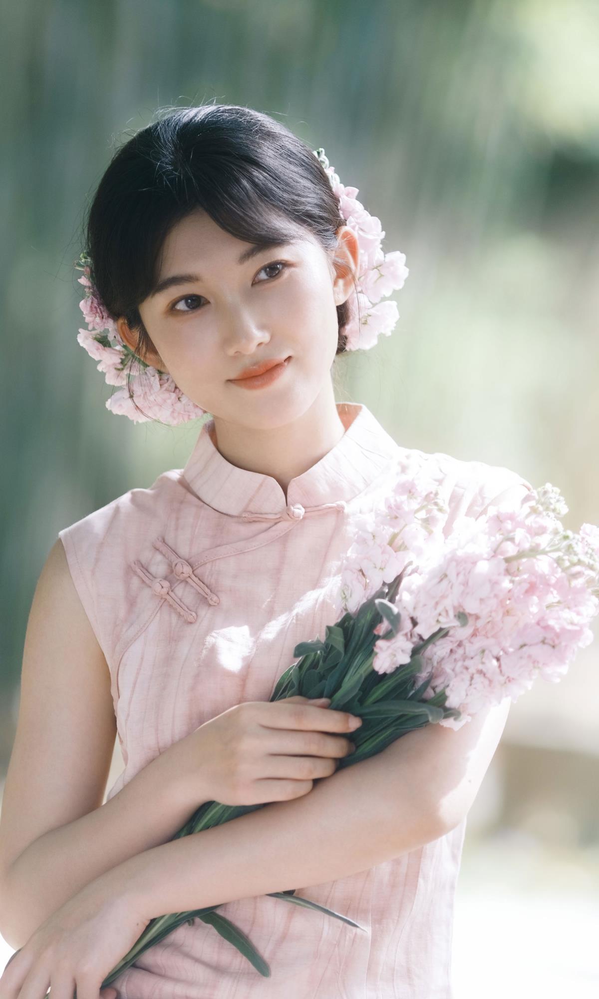 观我旧往，同我仰春 --艺语图