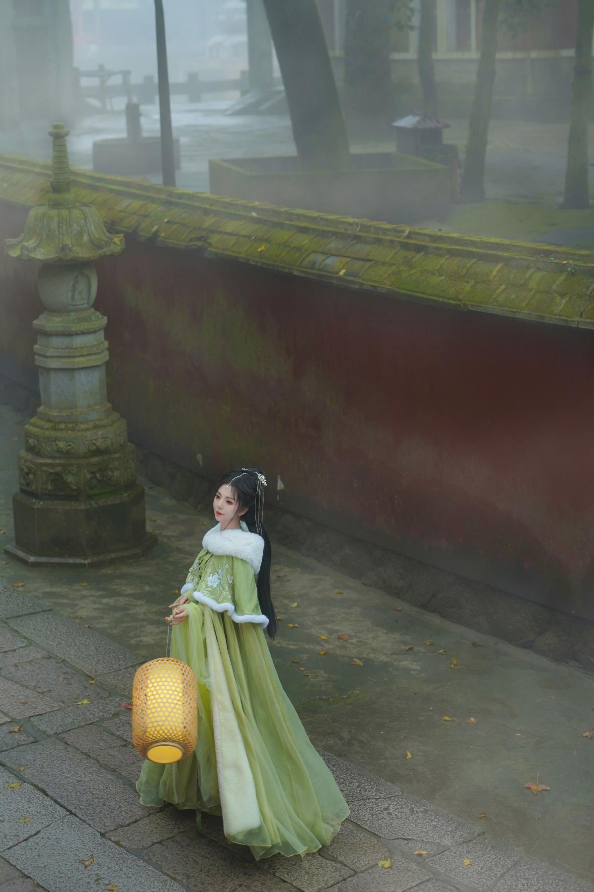 寻古寺 - 摄影:黄桃桃君 - 模特:千雪呀-艺语图