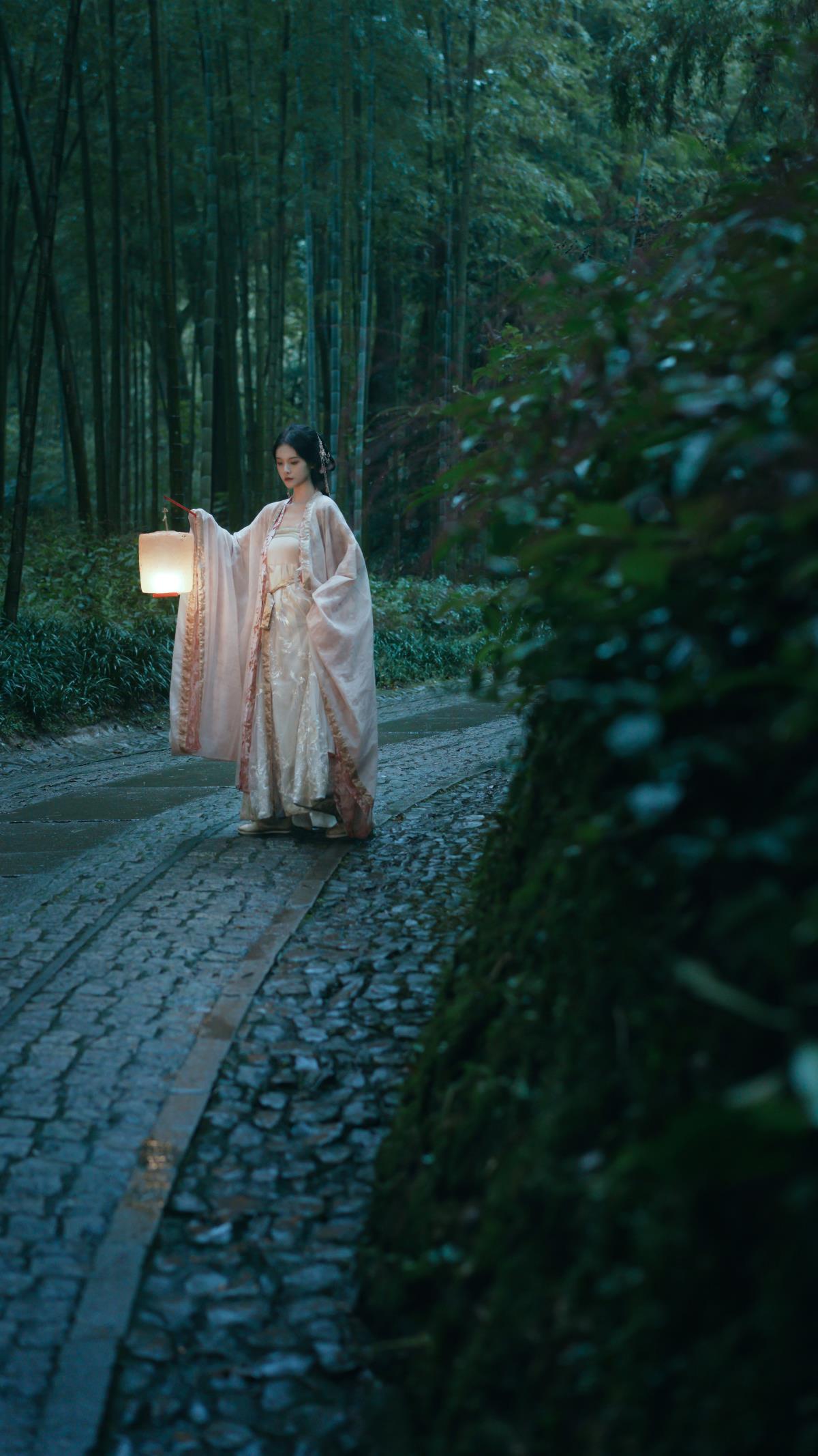 曲径探幽 - 摄影:游侠7W580 - 模特:邹雨桐-艺语图