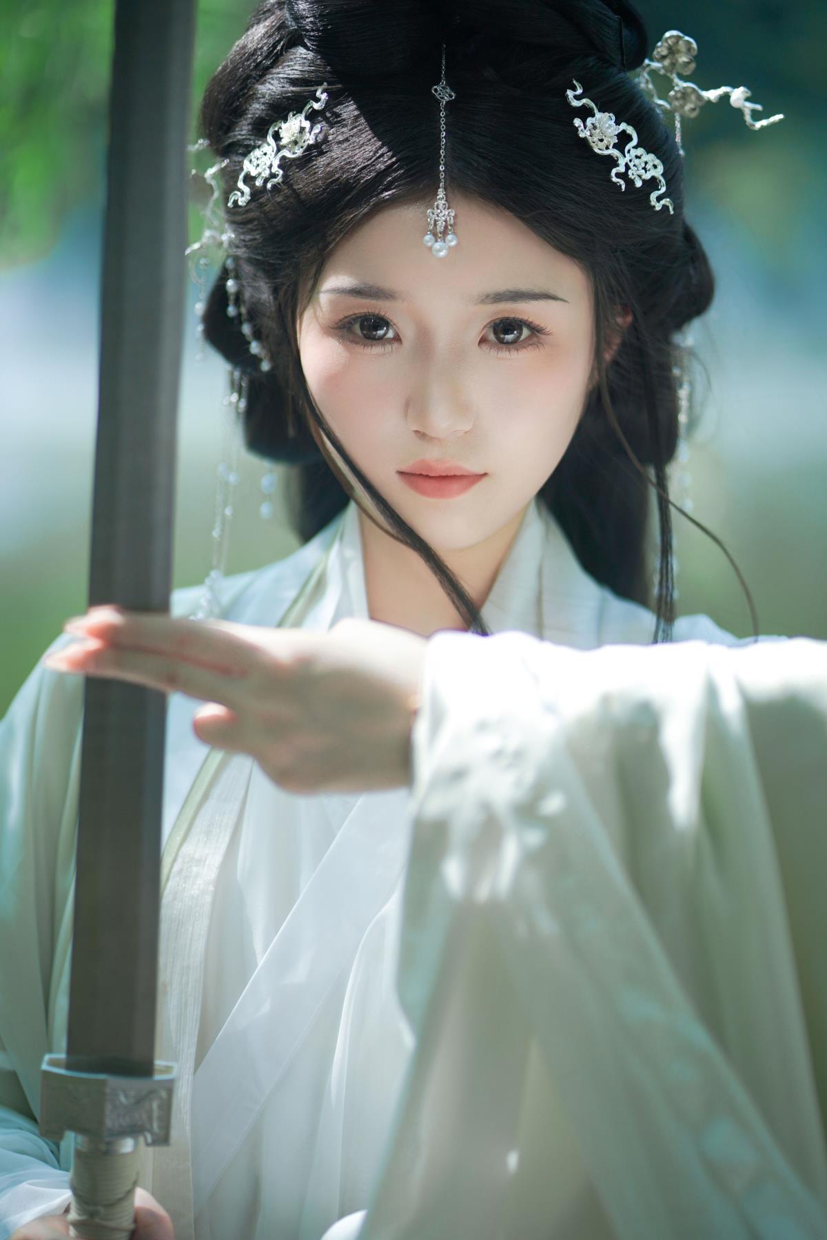 师姐 – 摄影：阿南 – 模特：梓榆喝点甜的呀-艺语图