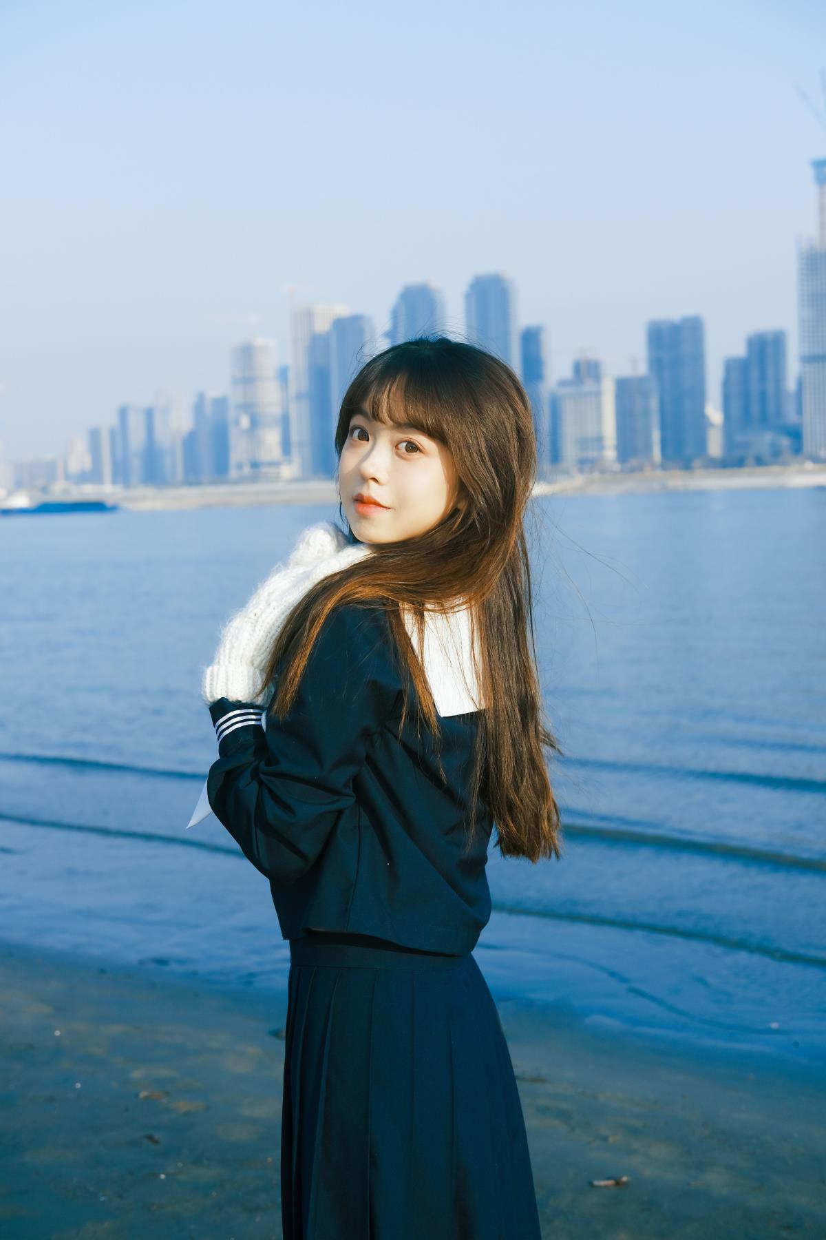 梦深蓝 - 摄影:LLL_Lia_ - 模特:哈吉麻花-艺语图