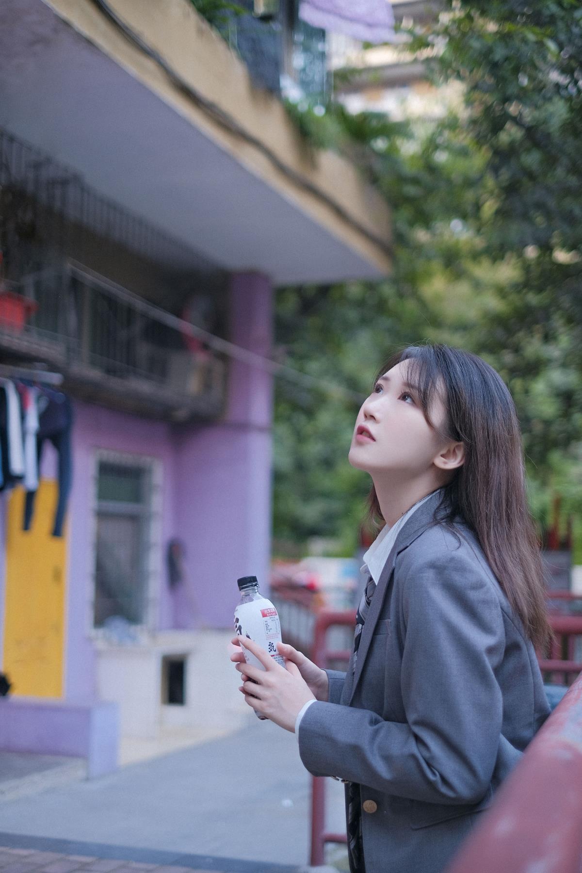 漫步 - 摄影：在重庆拍照的星野 - 模特：魔法鱼蛋-艺语图