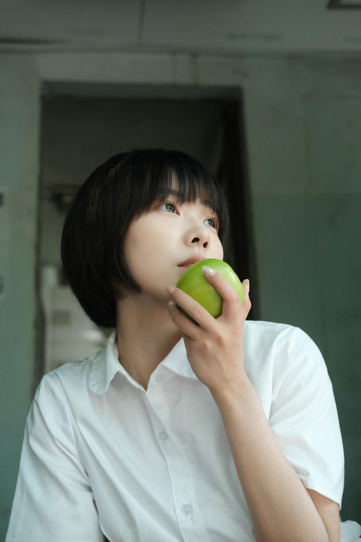 暗室 - 摄影：LLL_Lia_ - 模特：姜姜姜姜-艺语图