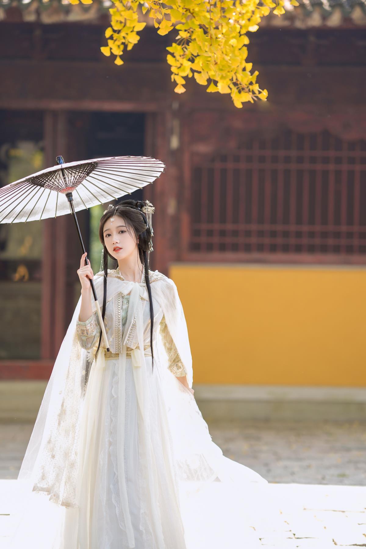 神的坠落 - 摄影:双木嘉容 - 模特:岳雨婷-艺语图