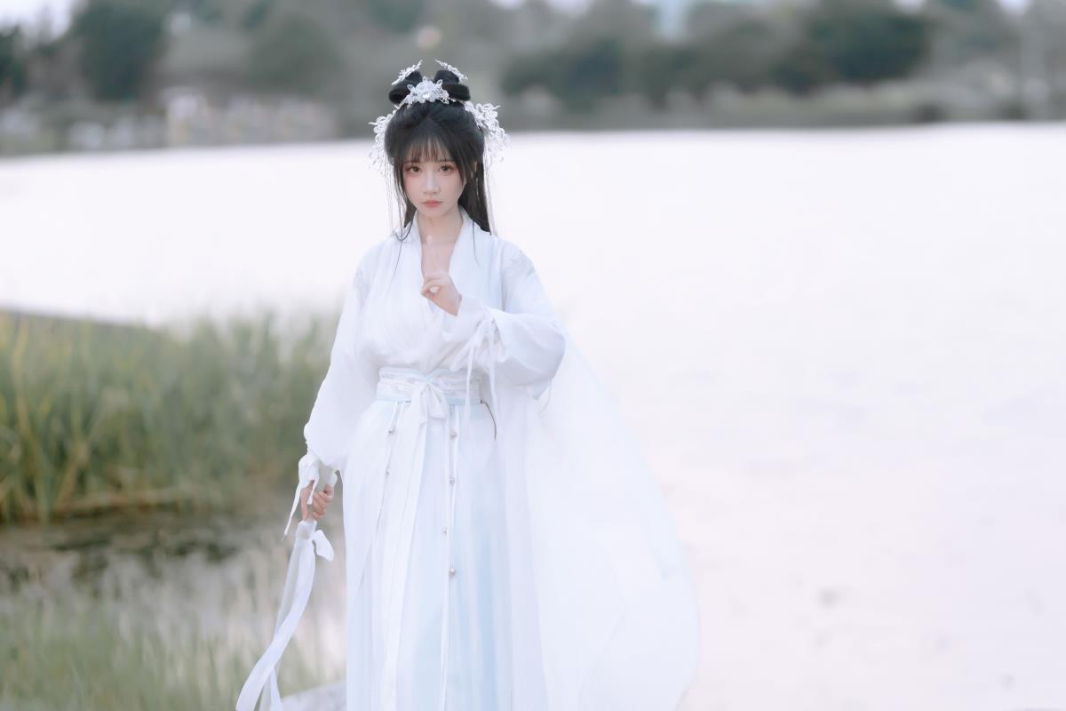 云兮客 - 摄影：少时白 - 模特：绮罗生的小苏苏-艺语图