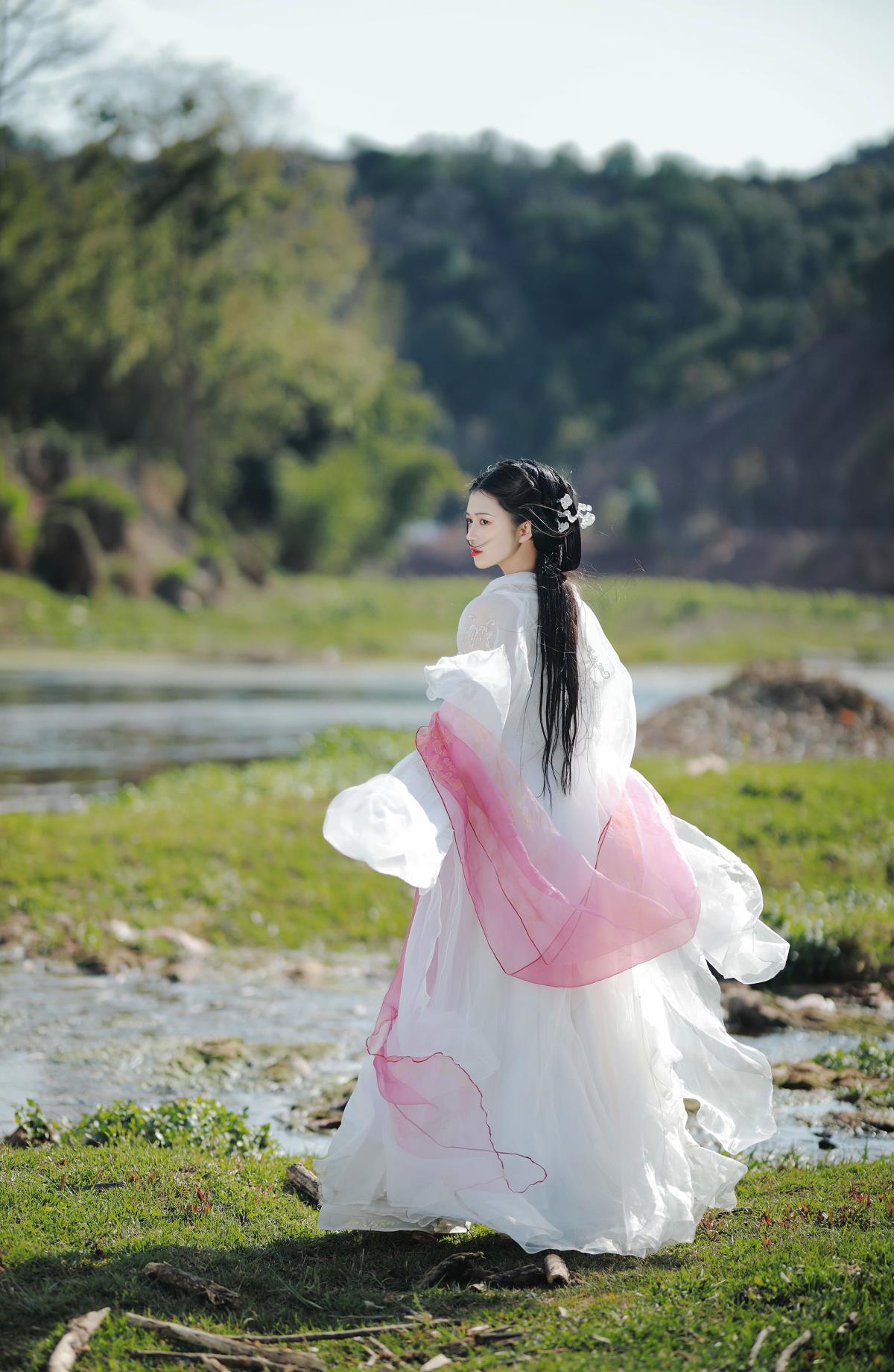 青山依旧在 - 摄影：阿录- - 模特：吾岁岁-艺语图