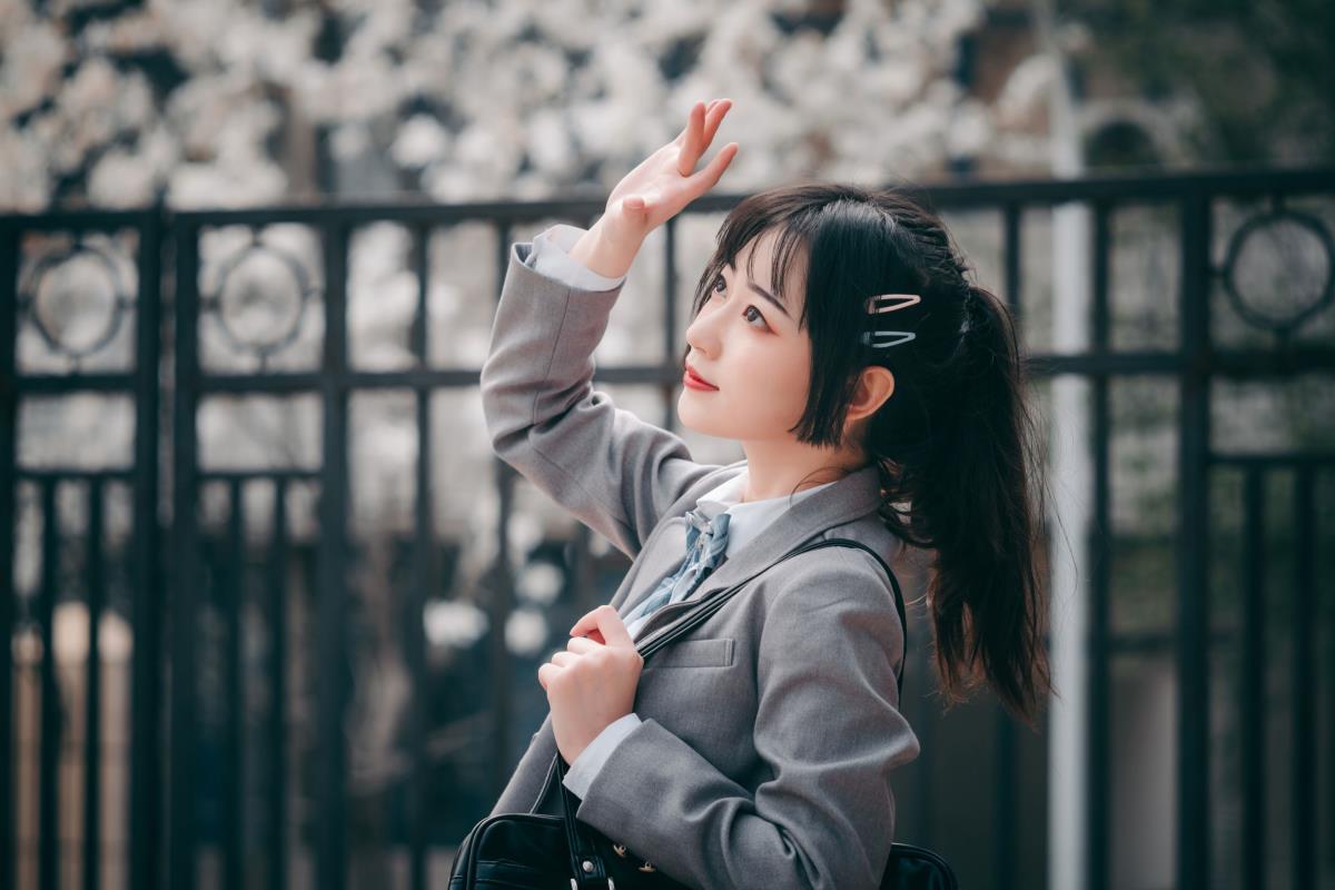 灰色JK - 摄影:太特斯 - 模特:桃墨公子x-艺语图