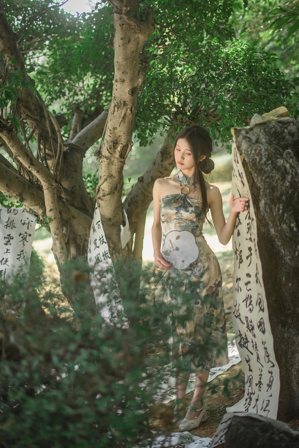 白茶清欢无别事 - 摄影：喵喵思维没逻辑 - 模特：油炸鸡米花-艺语图