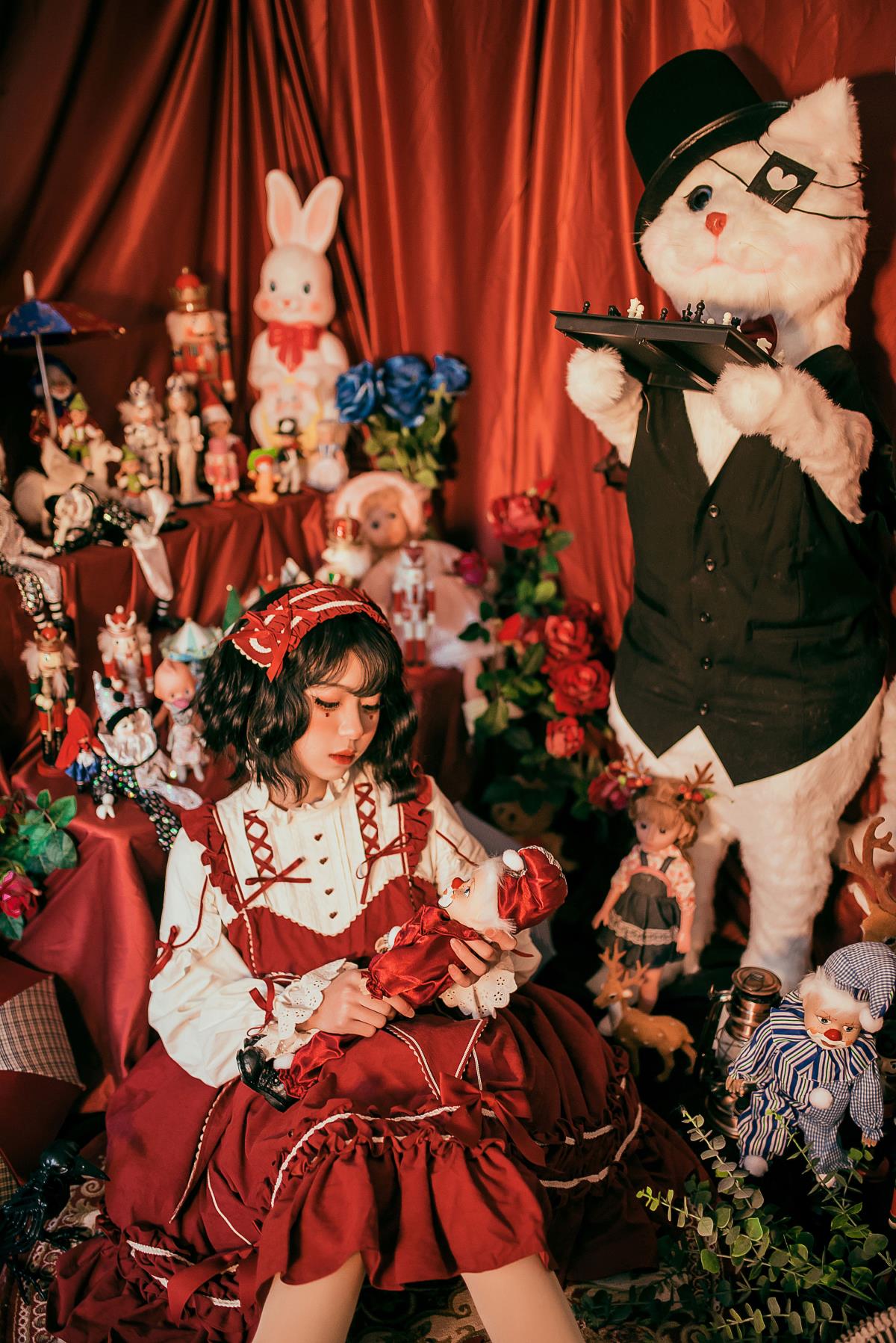 红色娃娃 - 摄影:喵喵思维没逻辑 - 模特:我不想吃饭-艺语图