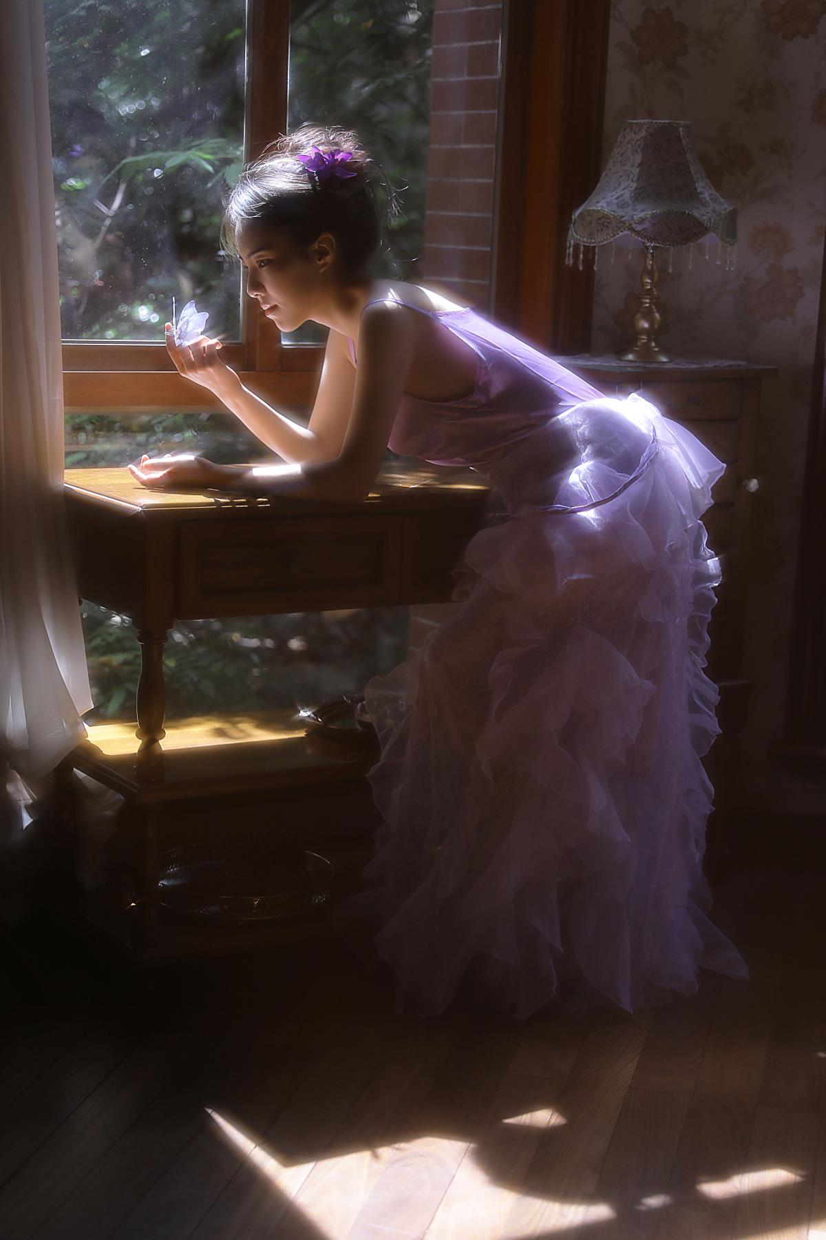 紫色 – 摄影：周忠孜忆 – 模特：双双-艺语图