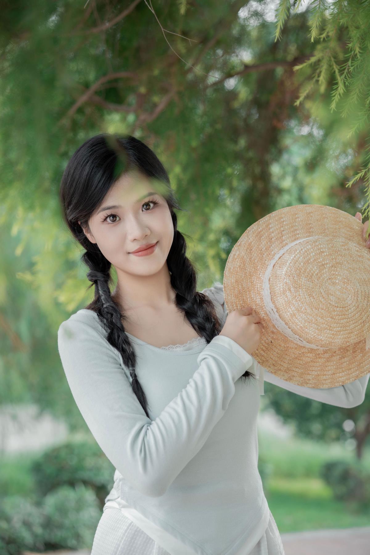 十月的夏天 – 摄影：Deimo – 模特：小苏西。-艺语图