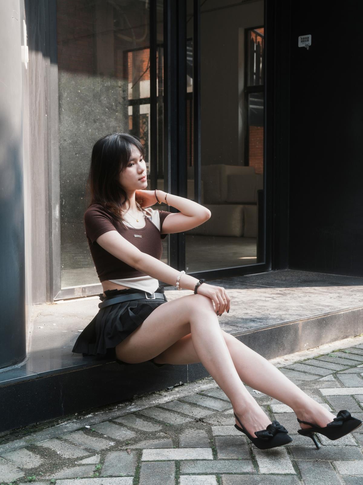 极简咖啡 –-艺语图