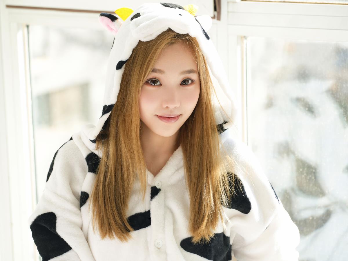 捉到一只可爱的小奶牛 –-艺语图