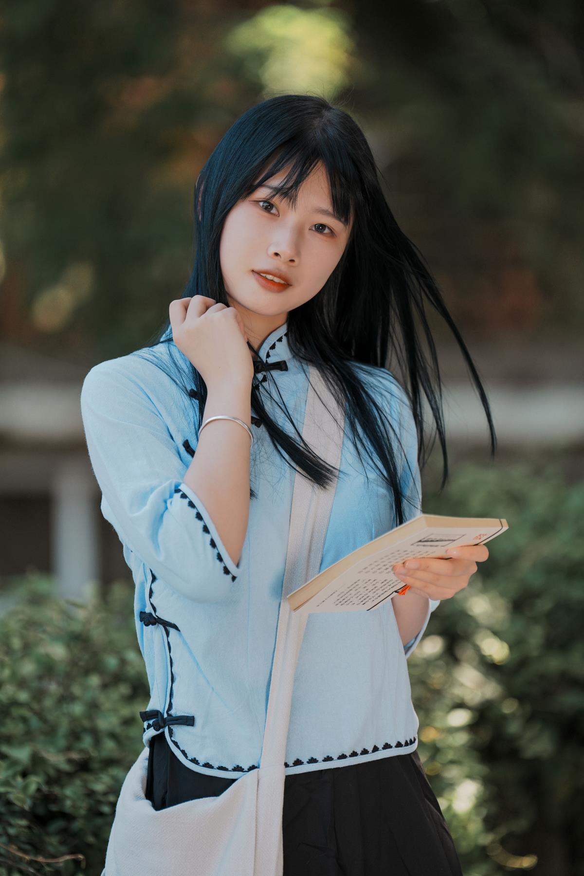 日系人像拍摄-华南女子学院-霜降 – 摄影：小蜜蜂 – 模特：霜降-艺语图