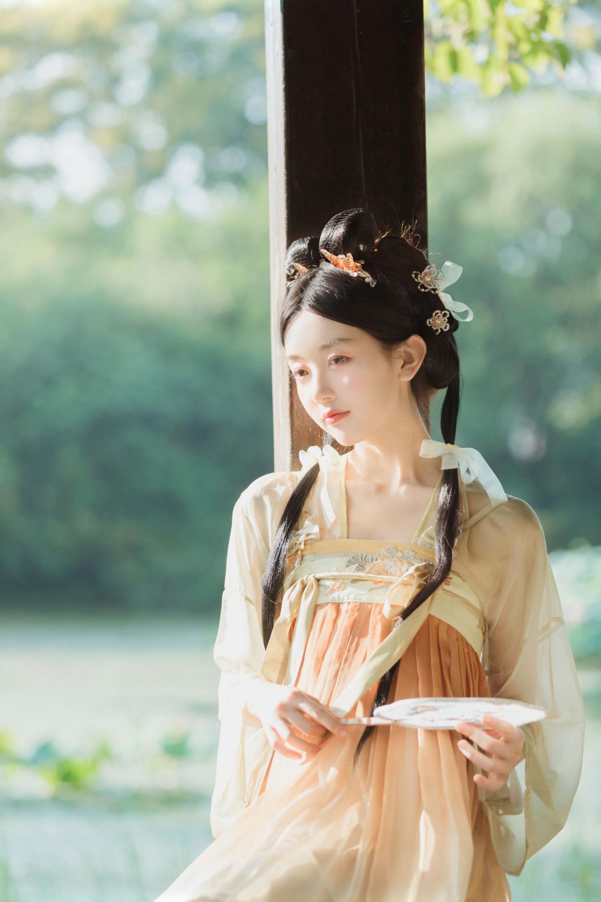 云天收夏色，木叶落秋声 - 摄影：wear_ - 模特：奥特有点慢-艺语图